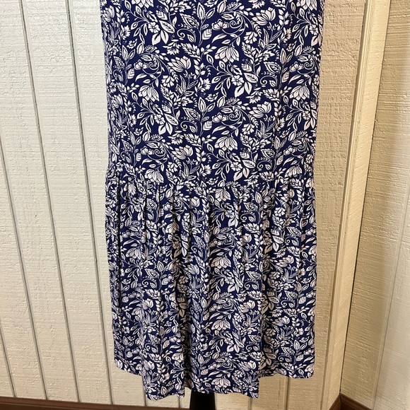 Garnet Hill Summer Day Drop Waist Dress, size 6. - Picture 5 of 8